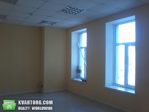 Rent out office. Киев, Новоконстантиновская — photo 1