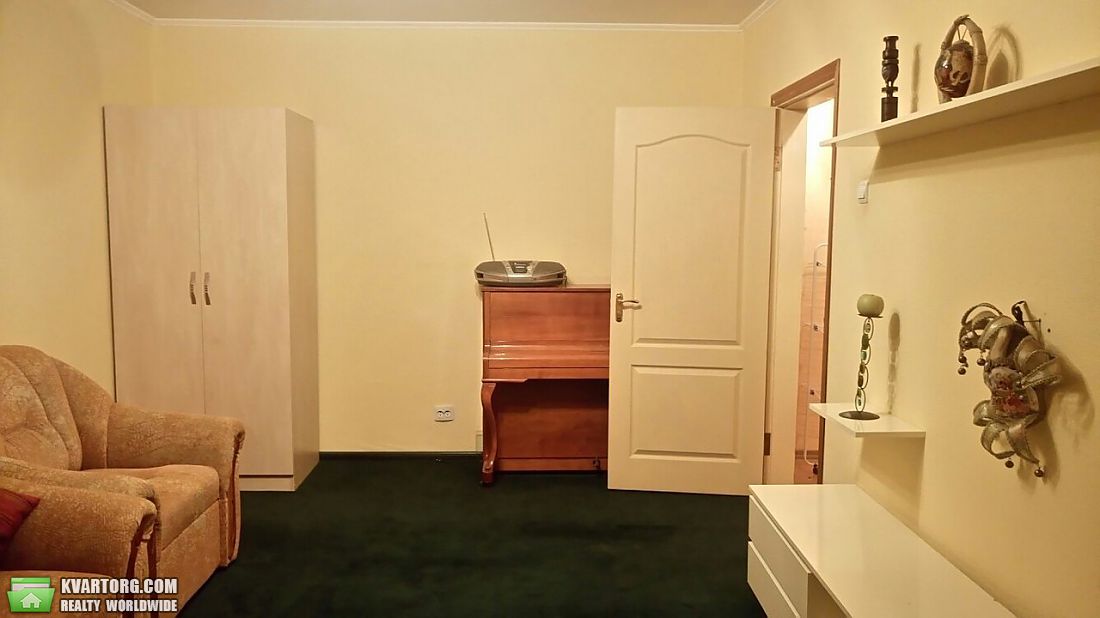 Sell 3-room apartment. Киев,  Ревуцкого — photo 5