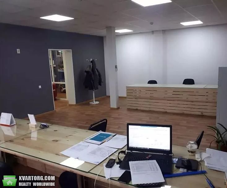 Rent out office. Киев,  Межигорская — photo 1