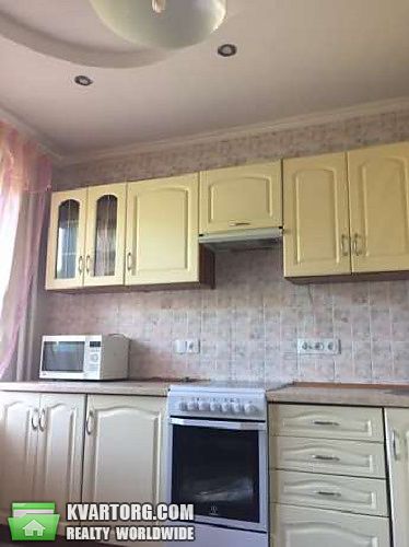 Rent out 3-room apartment. Киев,  Вышгородская — photo 1