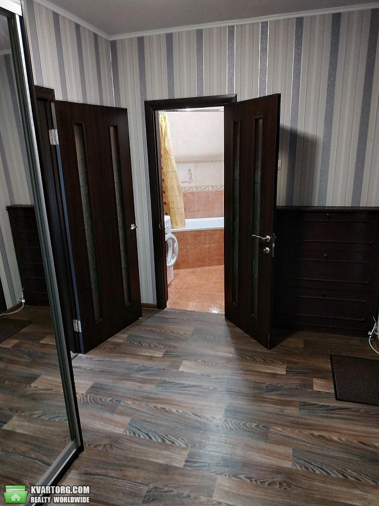 Rent out 1-room apartment. Киев,  Гмыри — photo 7