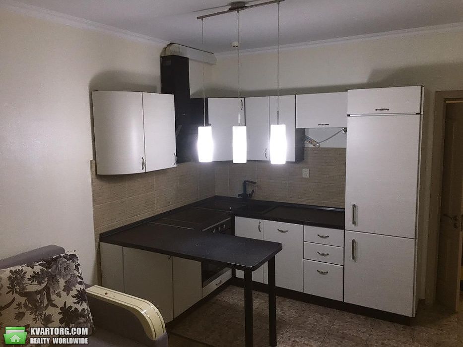 Sell 2-room apartment. Киев,  Богатырская — photo 2