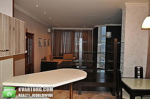 Rent out 2-room apartment. Киев, Героев Сталинграда пр — photo 1