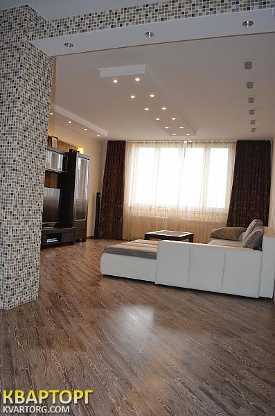 Sell 4-room apartment. Киев, Срибнокильская — photo 2