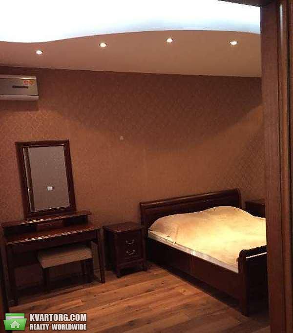 Rent out 2-room apartment. Киев,  Саксаганского — photo 4