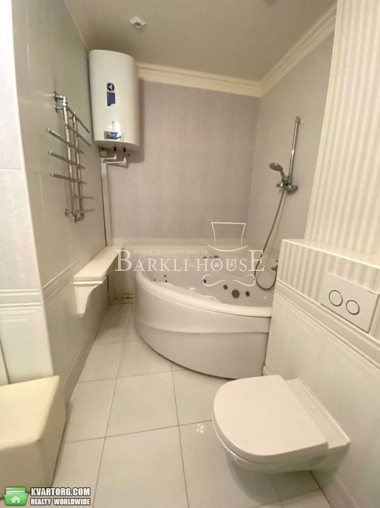 Rent out 4-room apartment. Киев,  Днепровская наб — photo 10
