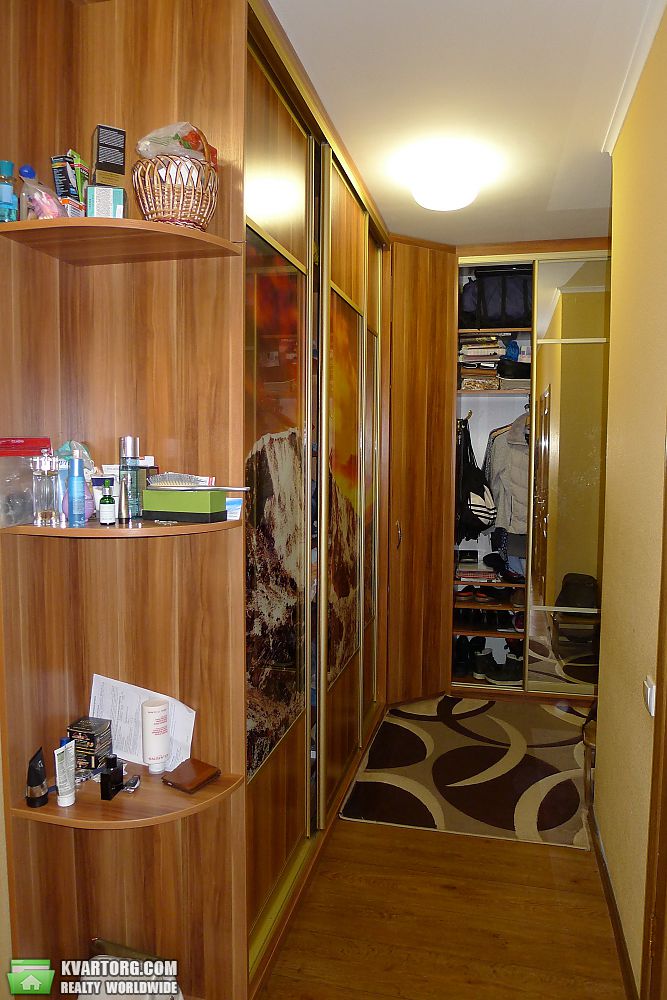 Sell 2-room apartment. Киев,  Воскресенская — photo 4