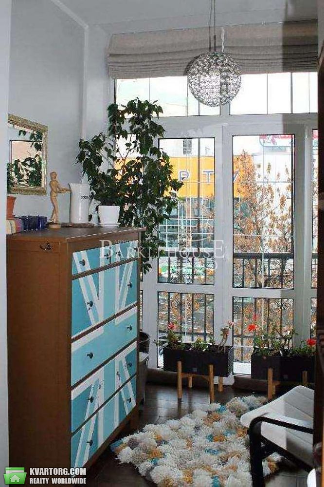 Rent out 3-room apartment. Киев,  Волошская — photo 6