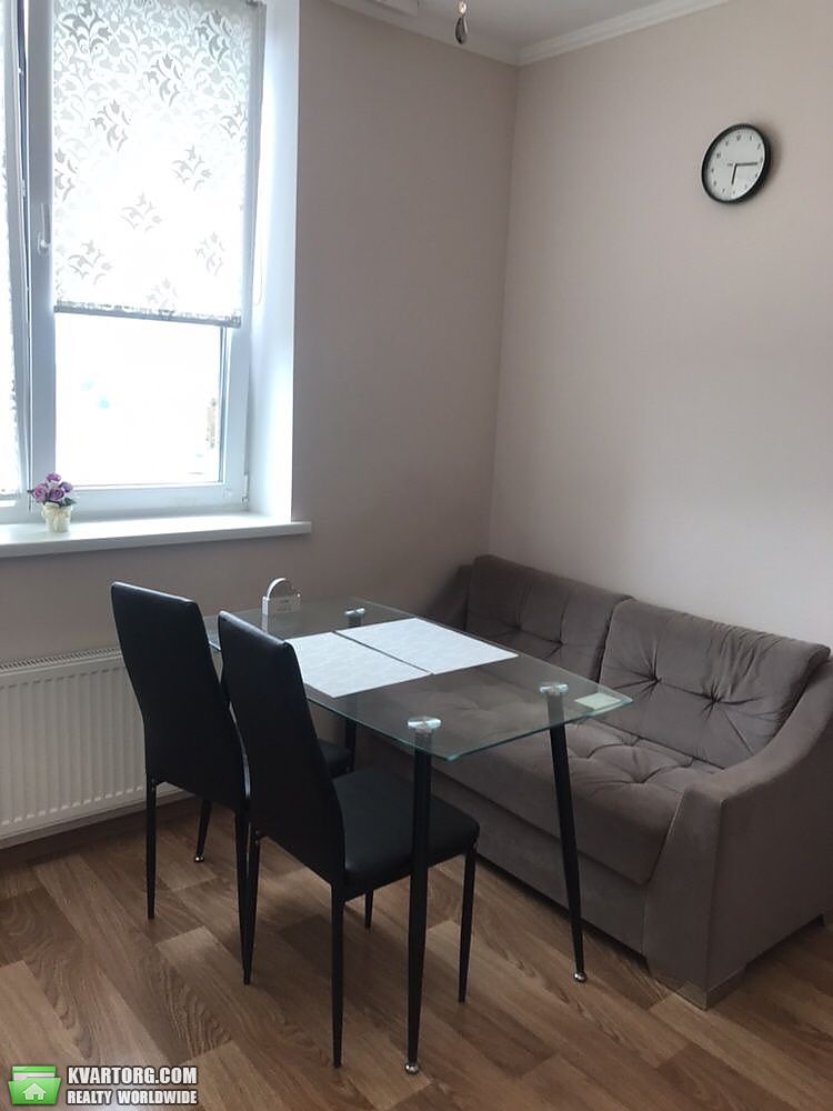 Rent out 1-room apartment. Киев,  Львовская — photo 4