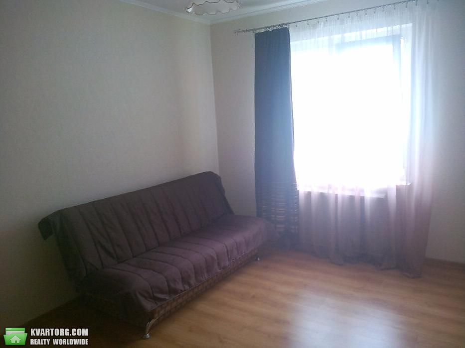 Sell 2-room apartment. Киев,  Урловская — photo 3