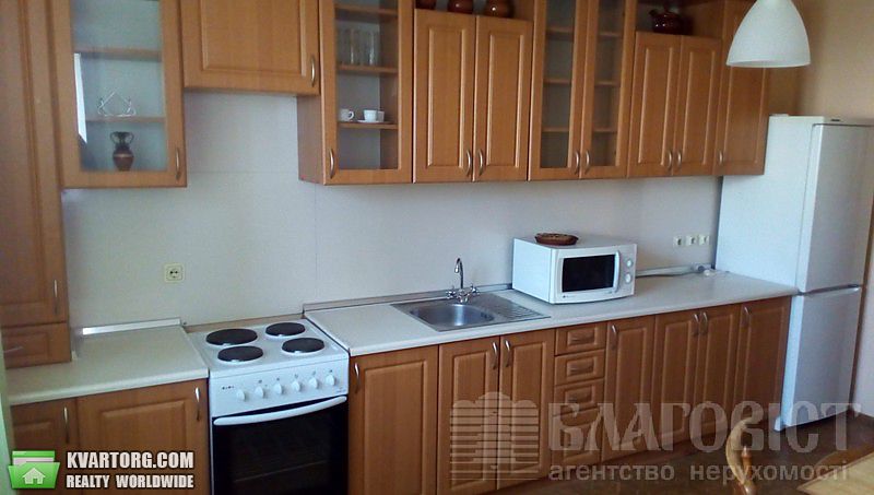 Rent out 2-room apartment. Киев,  Вишняковская — photo 2