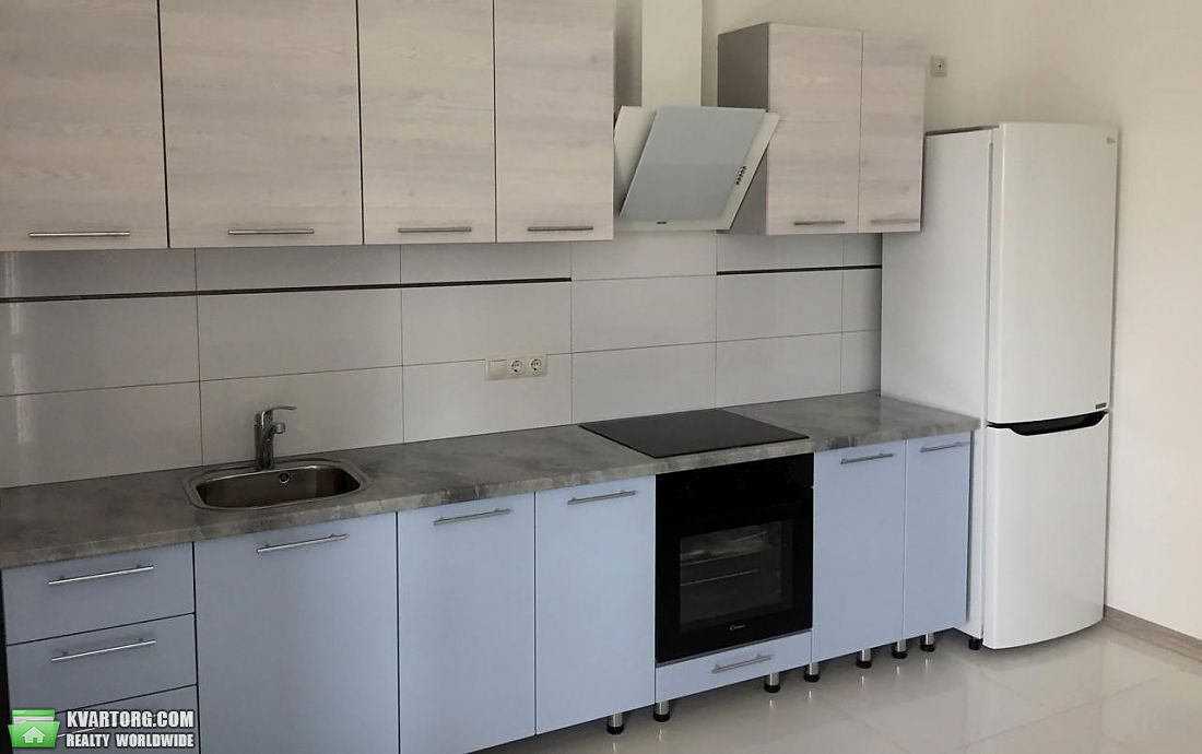 Rent out 3-room apartment. Киев,  Глубочицкая — photo 6
