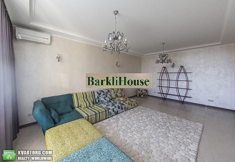 Rent out 2-room apartment. Киев,  Шамрыло — photo 2