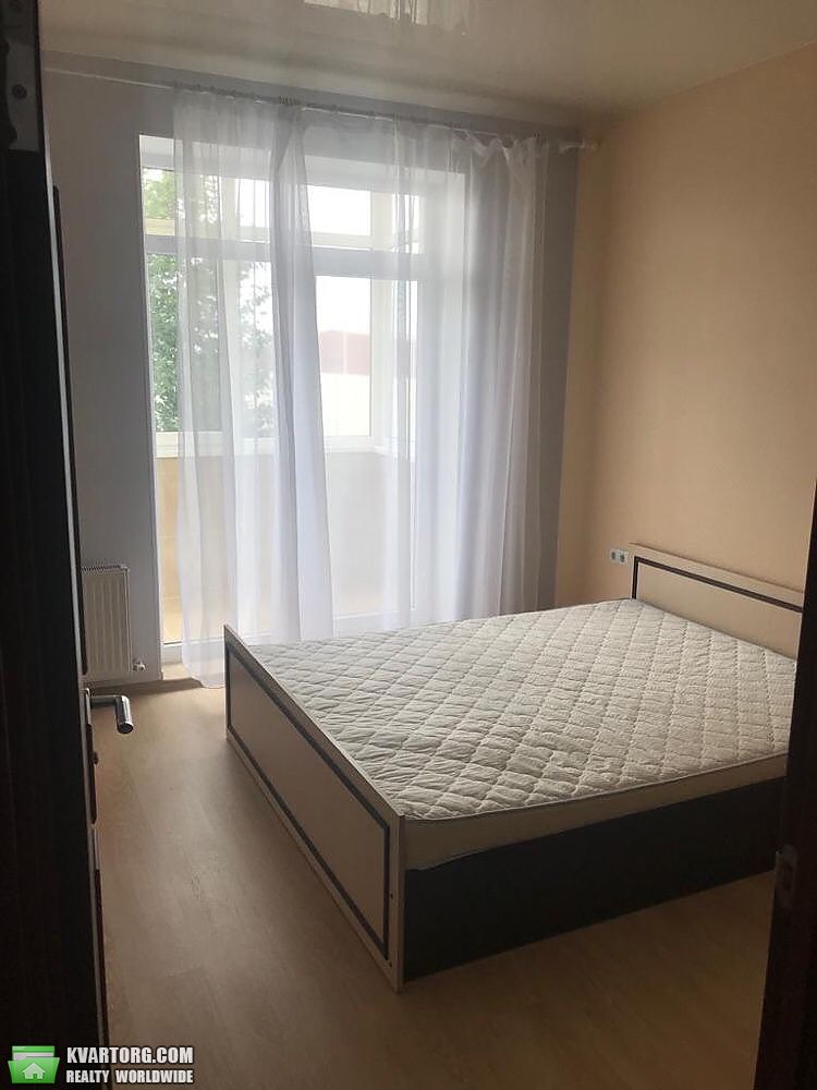 Rent out 2-room apartment. Киев, Черкасская — photo 3
