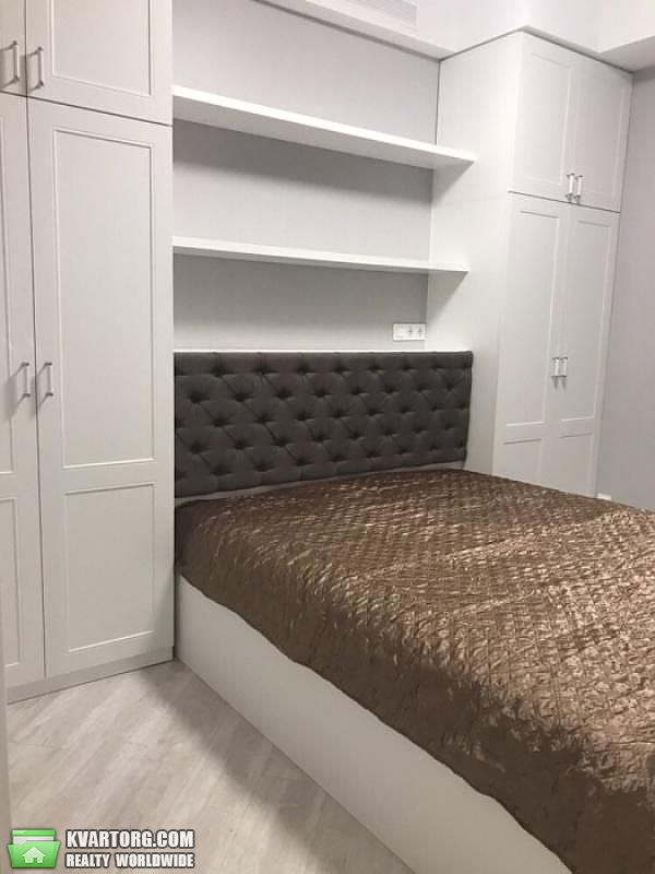 Rent out 2-room apartment. Киев,  Шелковичная — photo 3