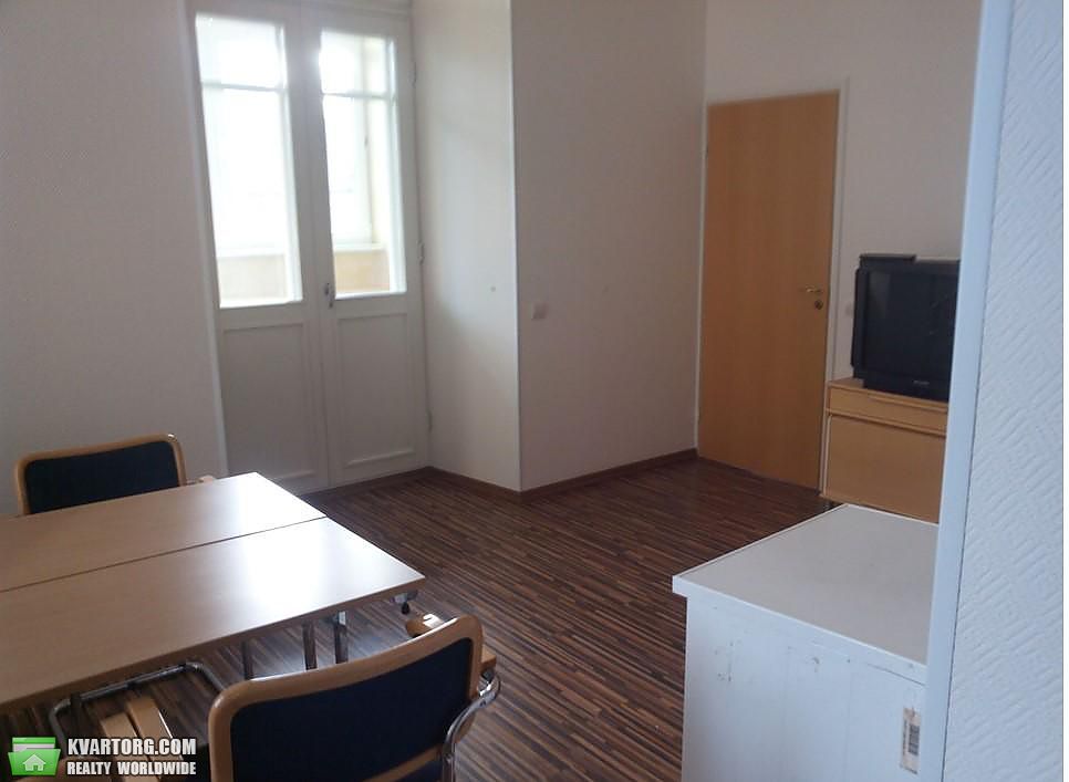 Sell 4-room apartment. Киев,  Костельная — photo 1