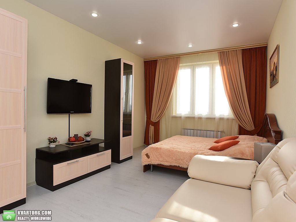 Rent out 1-room apartment. Борисполь, Ивана Франко — photo 1