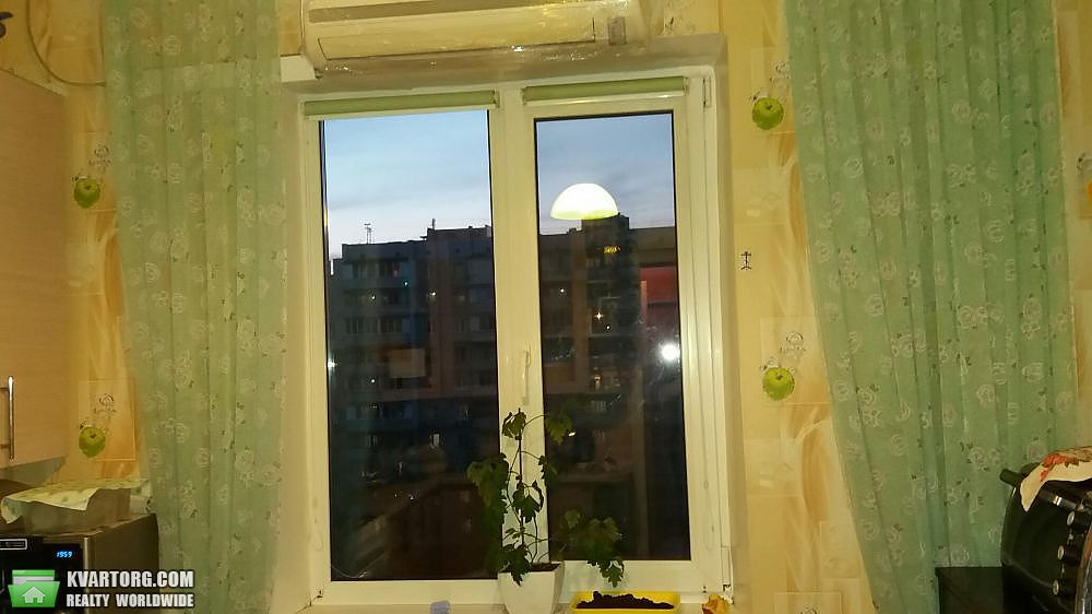 Sell 2-room apartment. Киев,  Тростянецкая — photo 2