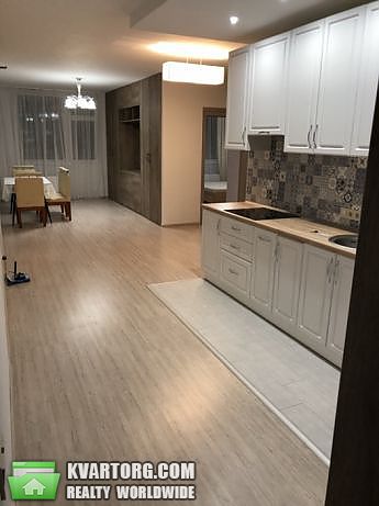 Rent out 3-room apartment. Киев,  Герцена — photo 1