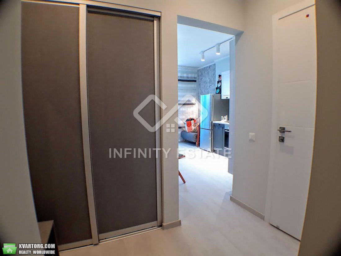 Sell 1-room apartment. Киев, Каховская — photo 1