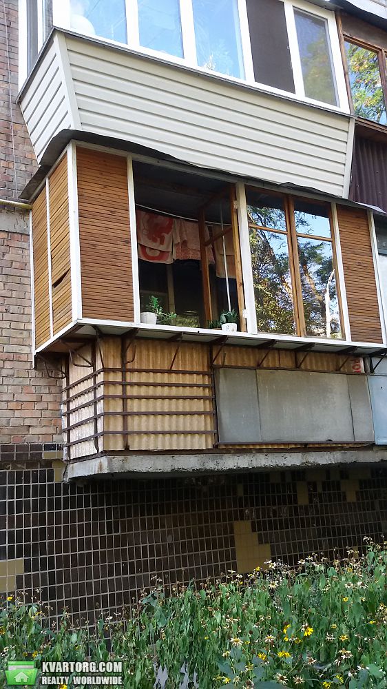 Sell 3-room apartment. Киев,  Брест-Литовский пер — photo 1