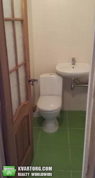 Rent out 2-room apartment. Киев, Жамбила Жабаева — photo 4