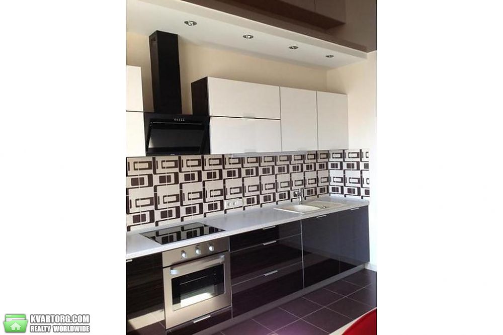 Rent out 2-room apartment. Киев,  Чавдар — photo 6