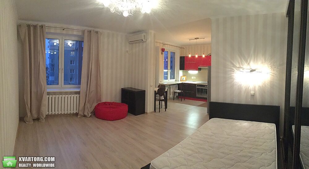 Sell 1-room apartment. Киев,  Феодосийский пер — photo 2