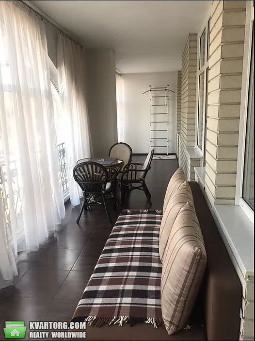 Rent out 2-room apartment. Киев,  Антоновича — photo 8