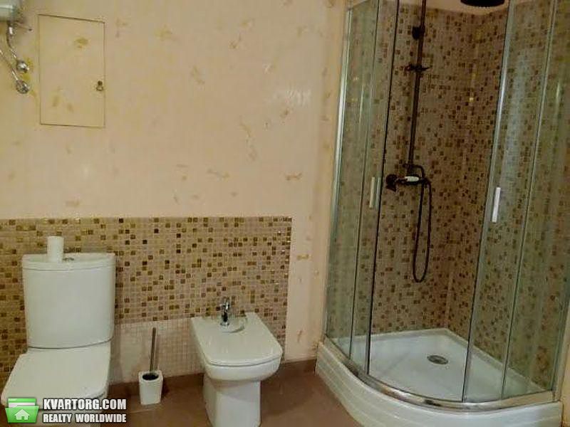 Rent out 3-room apartment. Киев,  Щорса — photo 7