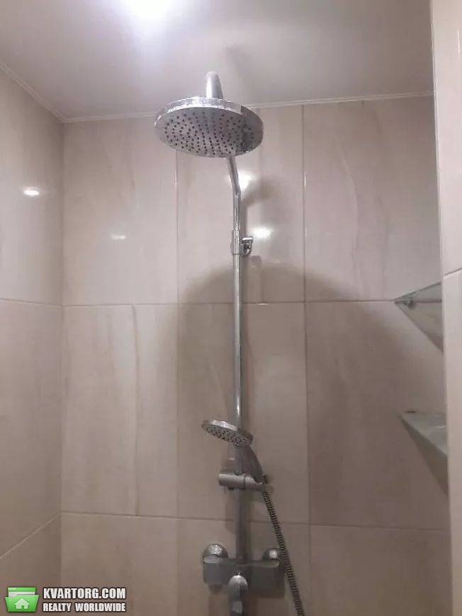 Rent out 2-room apartment. Киев,  Кловский спуск — photo 10