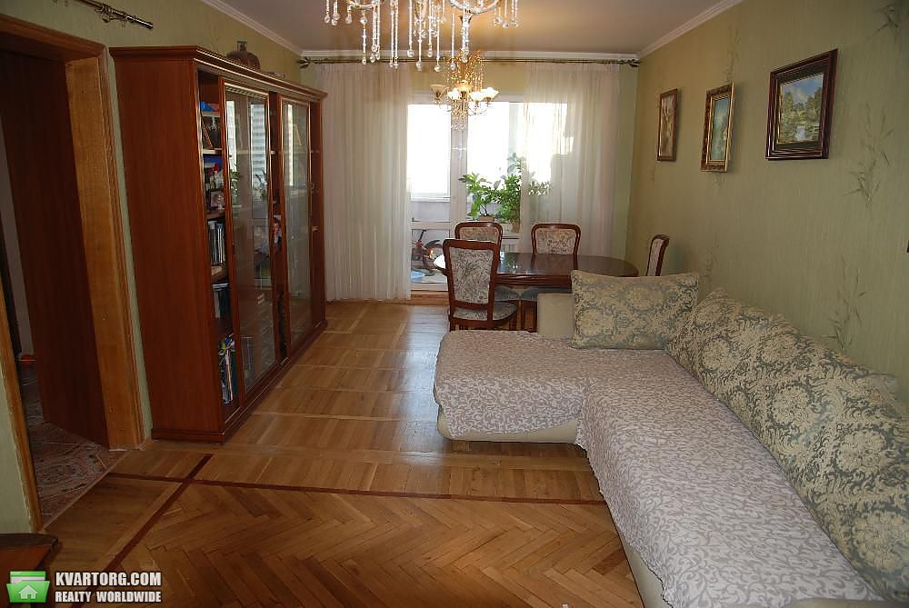 Sell 4-room apartment. Киев,  Срибнокильская — photo 1