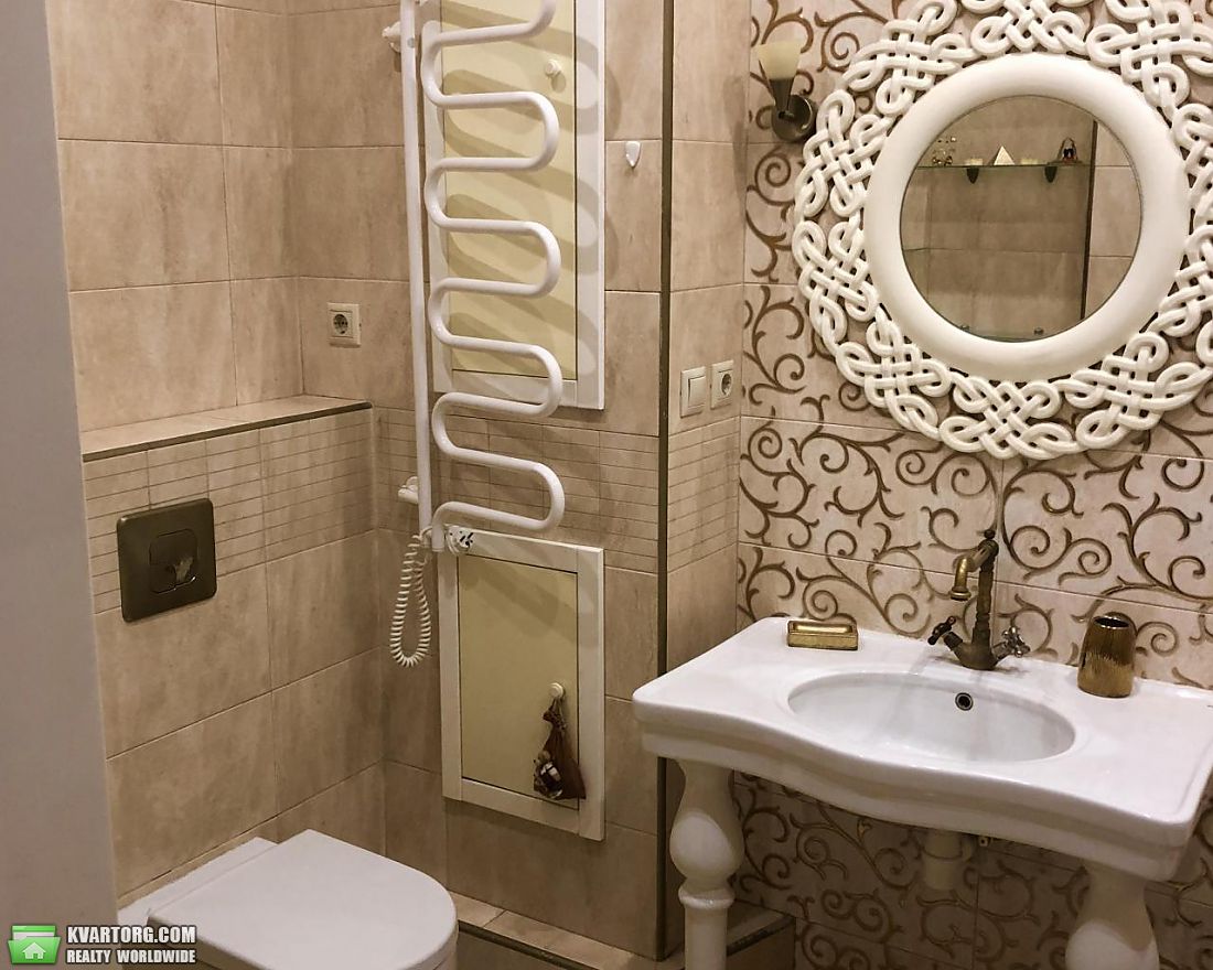 Rent out 2-room apartment. Киев,  Тарасовская — photo 7