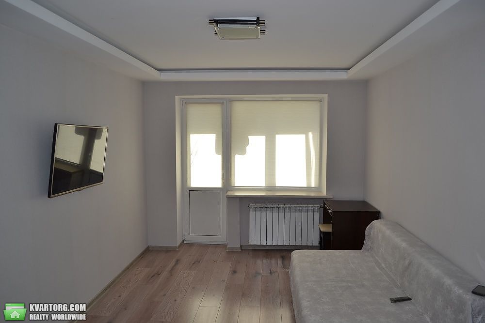 Sell 2-room apartment. Киев,  Полковая — photo 1