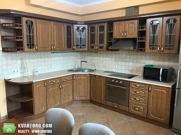 Rent out 3-room apartment. Киев,  Просвещения — photo 1