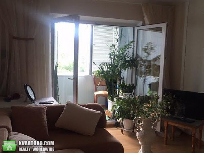 Sell 2-room apartment. Киев,  Харьковское шоссе — photo 1