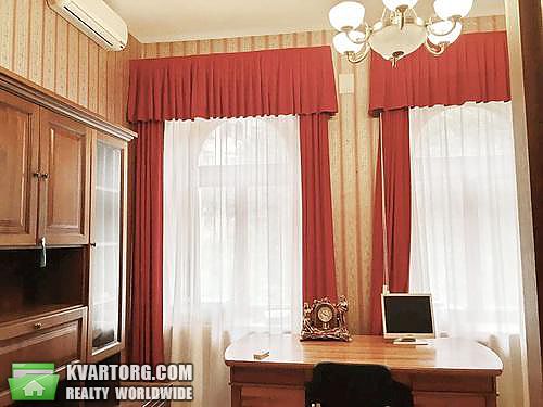 Sell 5-room apartment. Киев,  Кропивницкого — photo 2