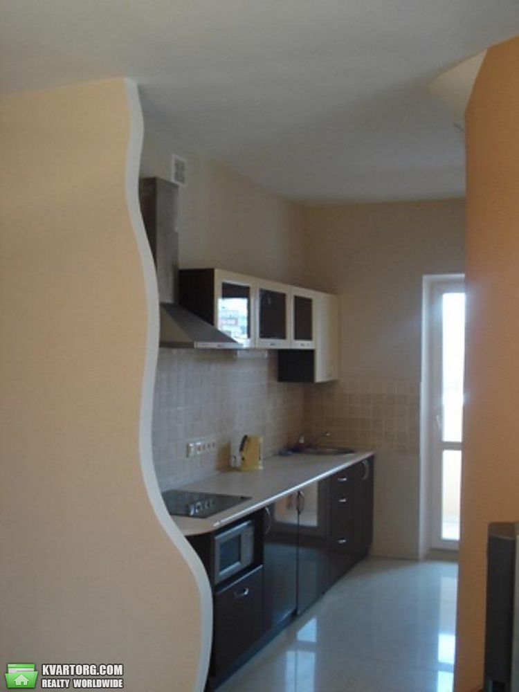 Rent out 2-room apartment. Киев,  Саксаганского — photo 6