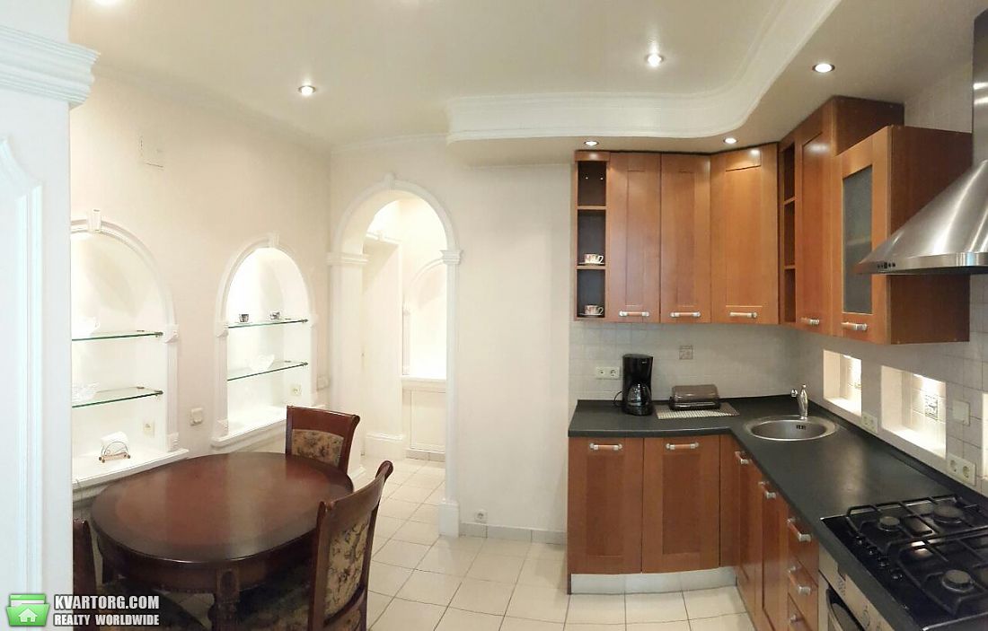 Rent out 3-room apartment. Киев,  Богдана Хмельницкого — photo 7
