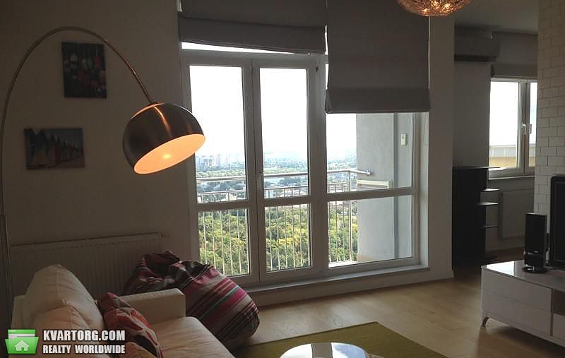 Rent out 2-room apartment. Киев,  Зверинецкая — photo 2