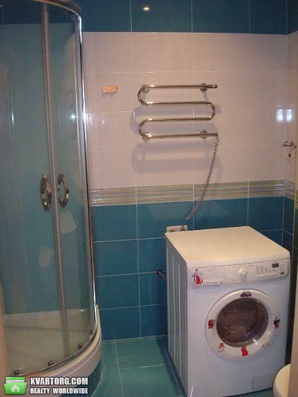 Rent out 2-room apartment. Киев,  Днепровская наб — photo 7