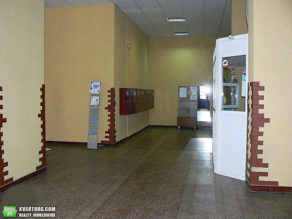 Sell 3-room apartment. Киев,  Старонаводницкая — photo 2