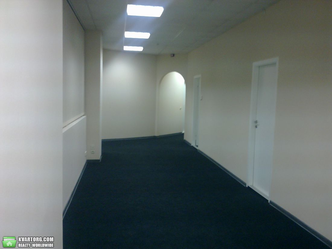 Rent out office. Киев, Черновола — photo 10
