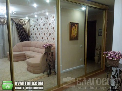 Sell 3-room apartment. Киев, Харьковское шоссе — photo 3