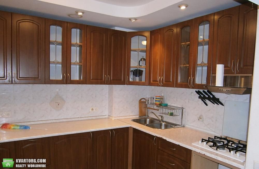 Sell 3-room apartment. Киев,  Приречная — photo 1