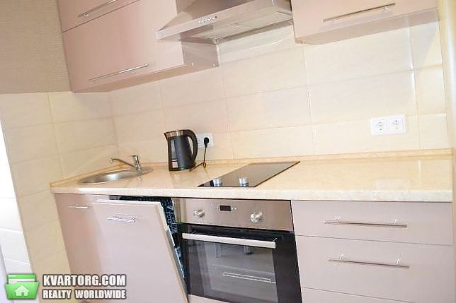 Rent out 1-room apartment. Киев,  Жилянская — photo 10