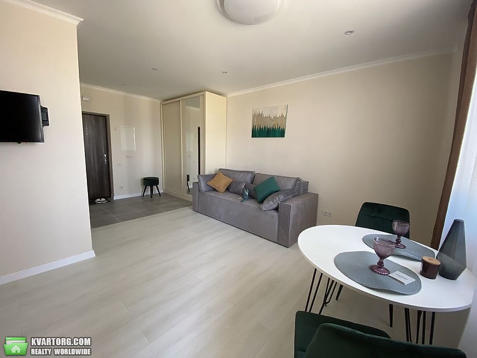 Rent out 1-room apartment. Киев, практичная — photo 1