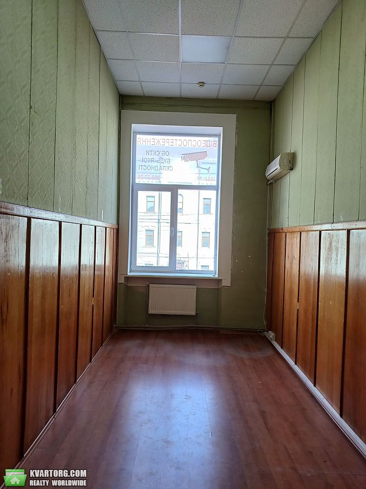 Rent out office. Киев, Жилянська — photo 1