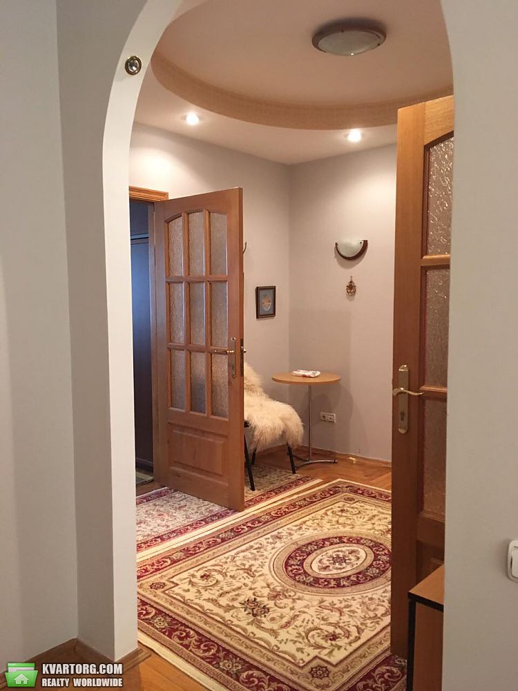 Rent out 3-room apartment. Киев,  Леси Украинки бул — photo 5