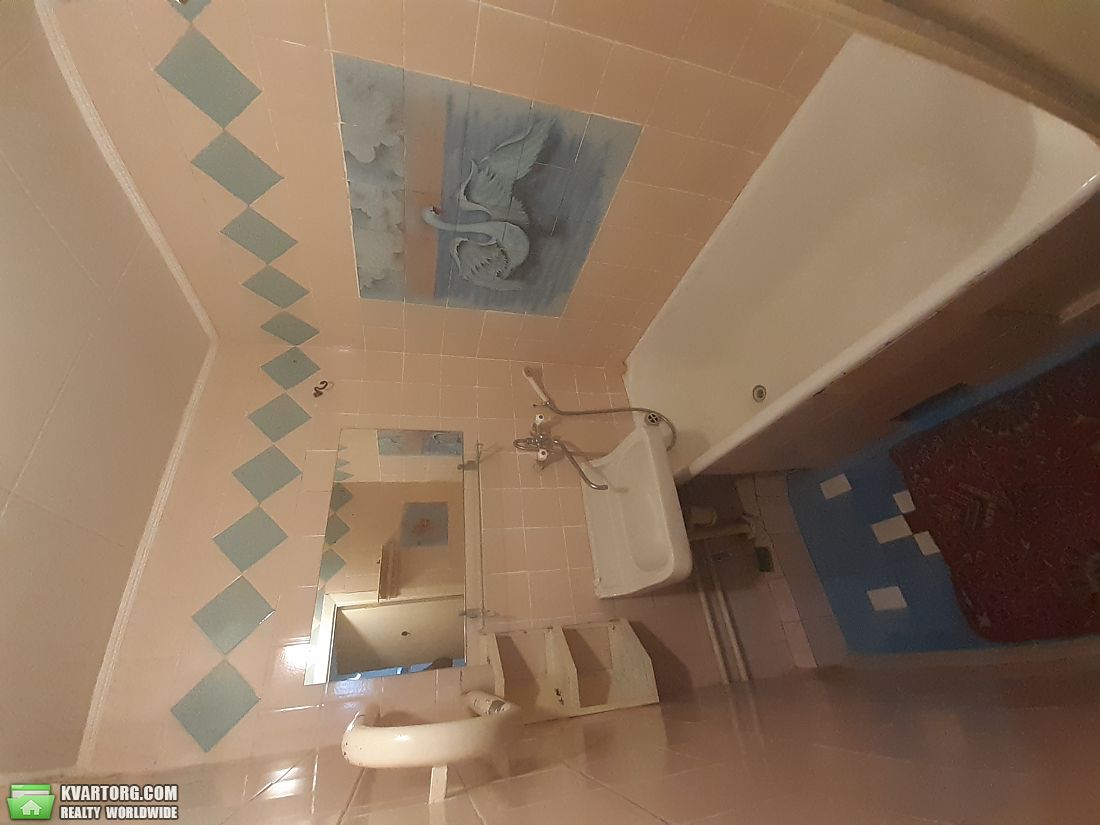 Rent out 1-room apartment. Киев, пр.Свободы — photo 4